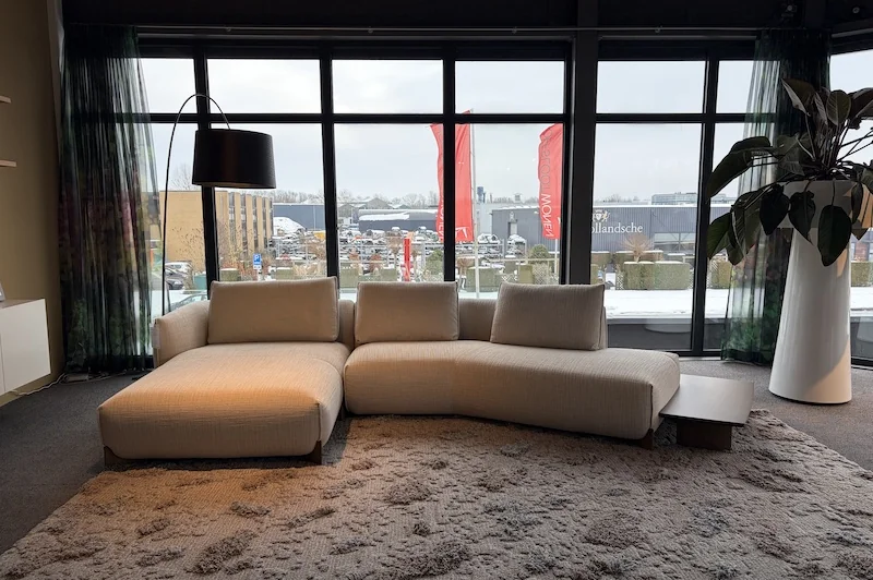 hoefsloot-wonen-leolux-naila-bank-sale-3